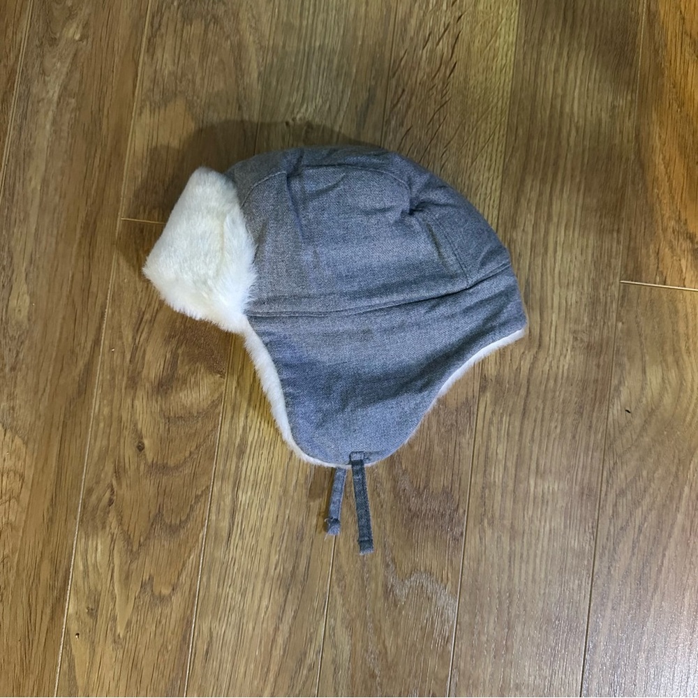 Kids Furry trapper hat.